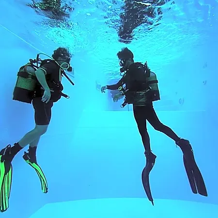 Santa Cruz Dive House - Padi Centre מלון